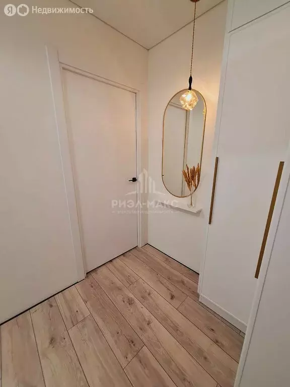 1-комнатная квартира: Брянск, улица Братьев Ткачёвых, 15 (42 м) - Фото 1