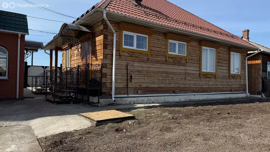 Дом в посёлок Усть-Ордынский, улица Балябина (89.6 м) - Фото 1