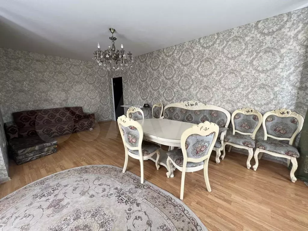 2-к. квартира, 70 м, 4/5 эт. - Фото 0