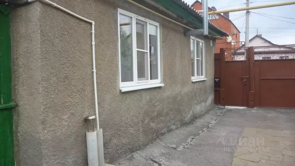 Дом в Ростовская область, Шахты Пролетарская ул. (60 м) - Фото 0