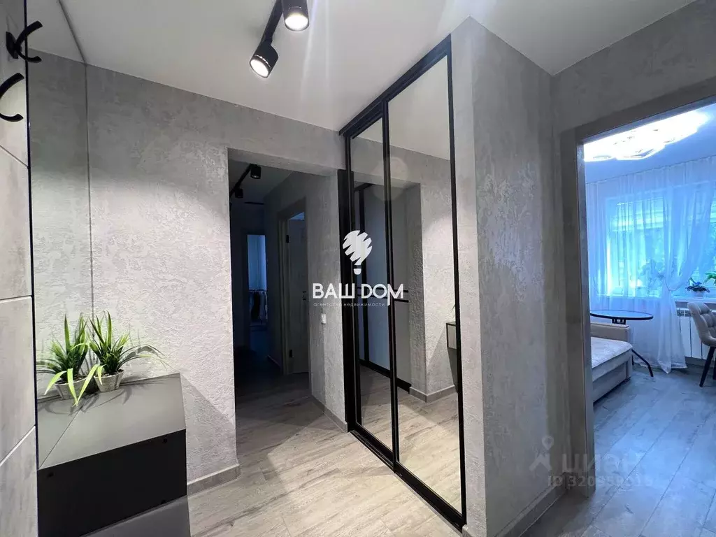 3-к кв. Брянская область, Брянск Ленинградская ул., 5 (58.3 м) - Фото 1