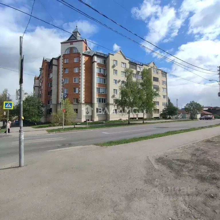 2-к кв. Пензенская область, Пенза ул. Гоголя, 26 (63.6 м) - Фото 0