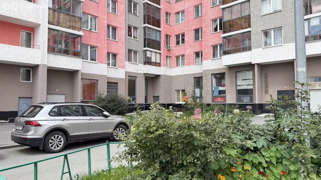 1-комнатная квартира: Екатеринбург, улица Рябинина, 31 (44 м) - Фото 0