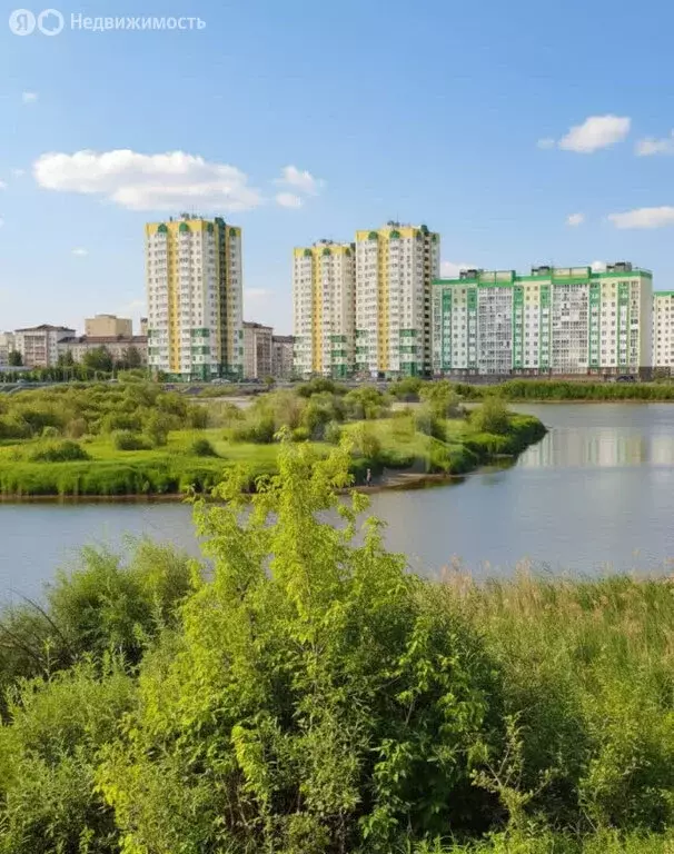 2-комнатная квартира: Тюмень, улица Домостроителей, 26 (64 м) - Фото 2