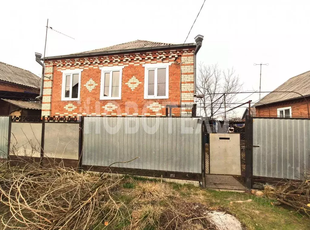 Дом в Краснодарский край, Апшеронск Светлая ул. (117 м) - Фото 1