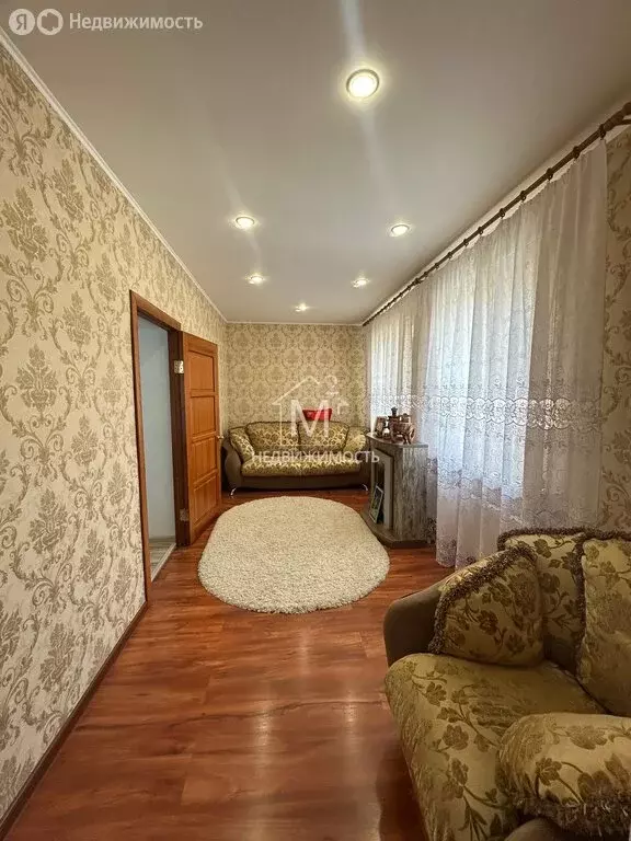 Дом в село Тростянка, Первомайская улица, 42 (54 м) - Фото 1