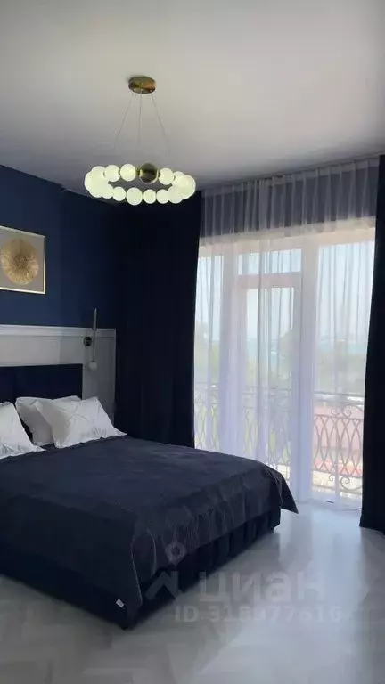 2-к кв. Краснодарский край, Геленджик Советская ул., 10 (65.0 м) - Фото 1