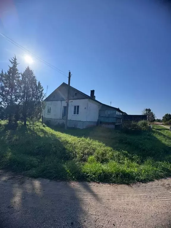 Дом в Псковская область, Порховский муниципальный округ, с. Подоклинье ... - Фото 1