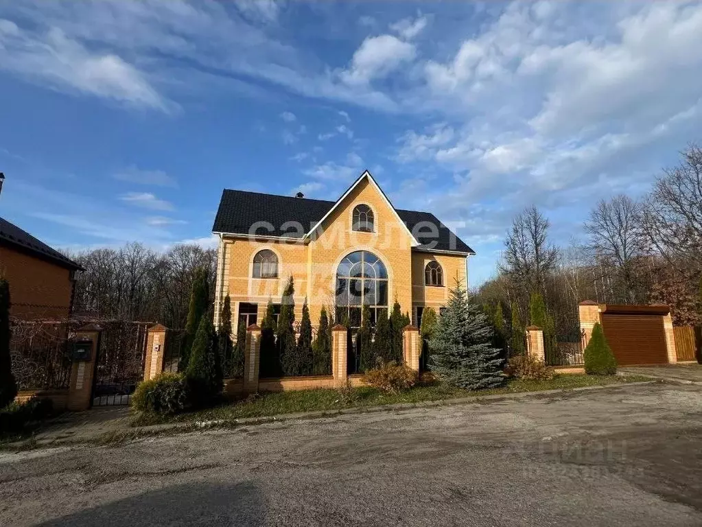 Дом в Курская область, Курский район, Нижнемедведицкий сельсовет, д. ... - Фото 1