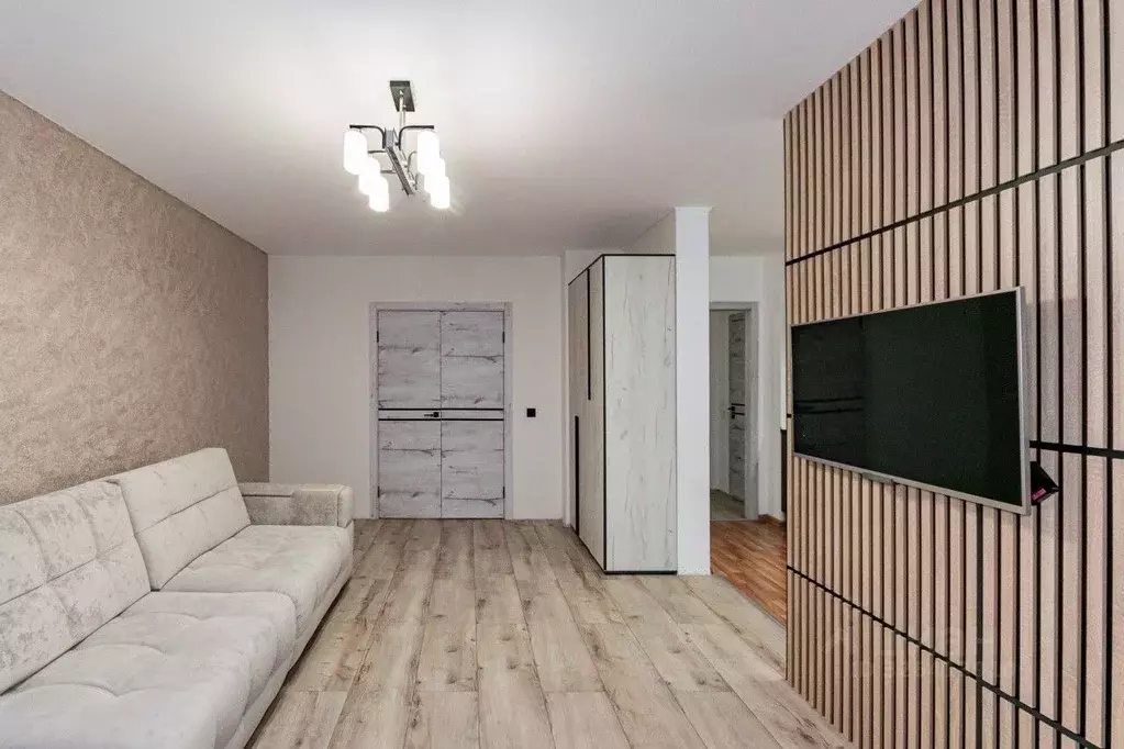 3-к кв. Свердловская область, Екатеринбург ул. М.Н. Михеева, 10 (91.9 ... - Фото 1