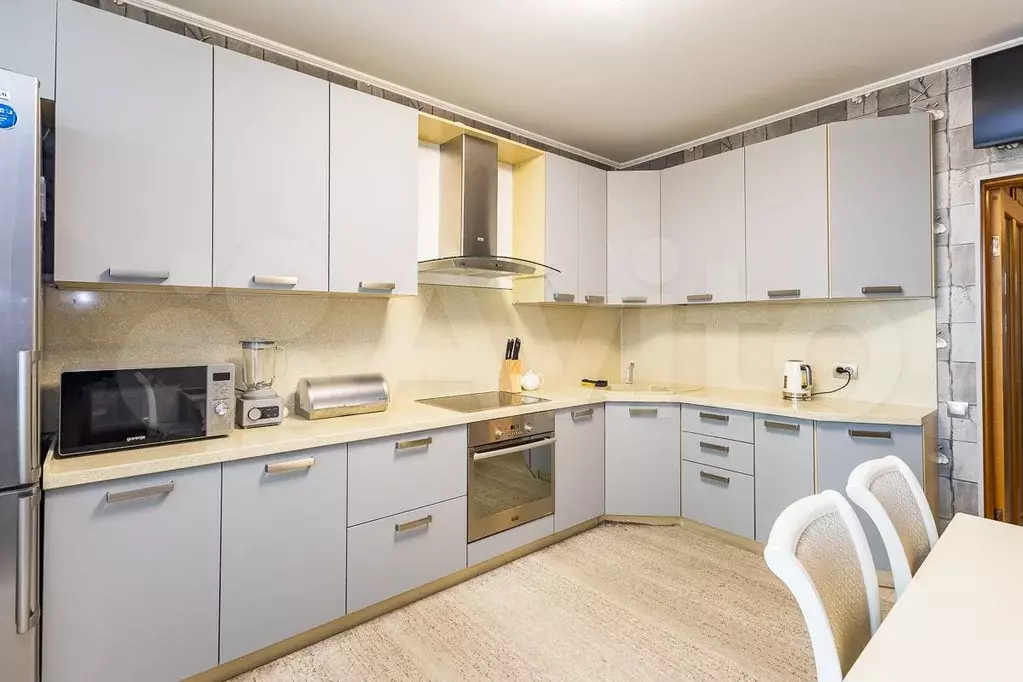3-к. квартира, 95,5 м, 9/9 эт. - Фото 0