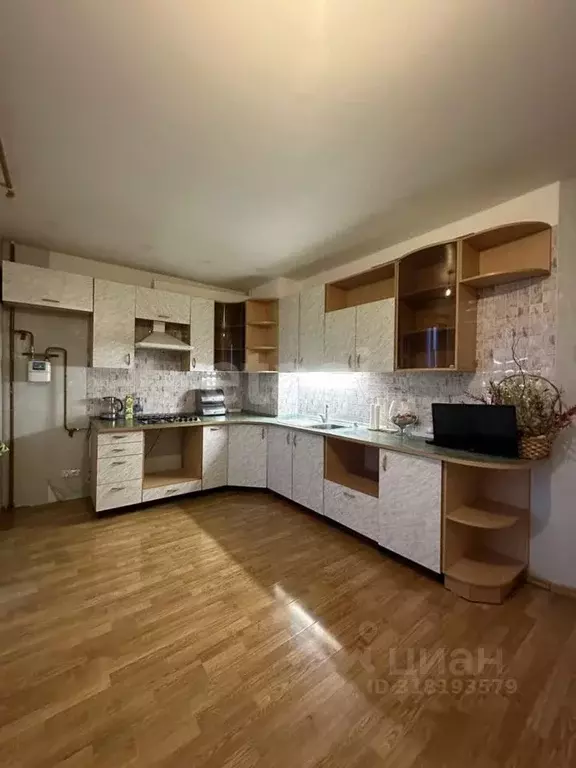 3-к кв. Коми, Ухта просп. Космонавтов, 2А (108.5 м) - Фото 1