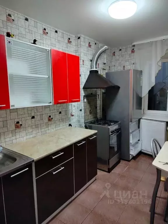 2-к кв. Омская область, Омск ул. 2-я Автомобильная, 2А (47.0 м) - Фото 1