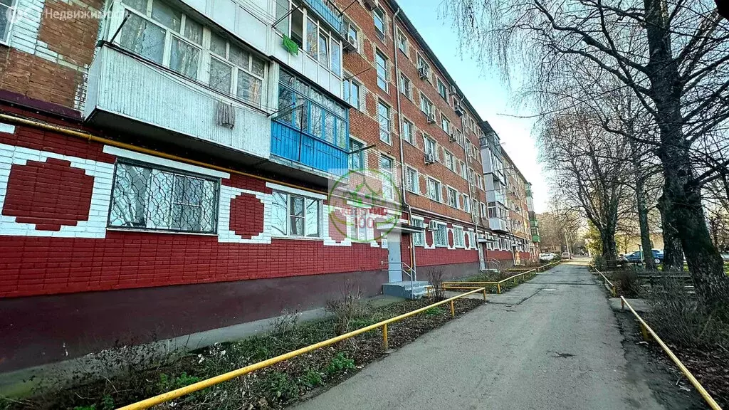 2-комнатная квартира: Армавир, Новороссийская улица, 66 (52 м) - Фото 0