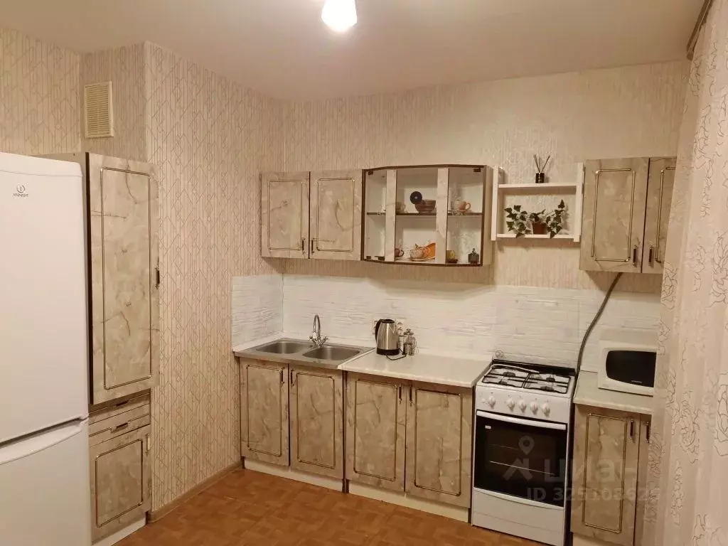 3-к кв. Ярославская область, Ярославль ул. Академика Колмогорова, 14 ... - Фото 2