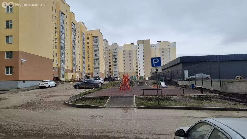 Квартира-студия: Саратов, улица имени Николая Чихарева, 10 (26.3 м) - Фото 1