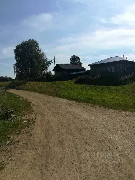 Дом в Свердловская область, Артинский муниципальный округ, с. ... - Фото 0