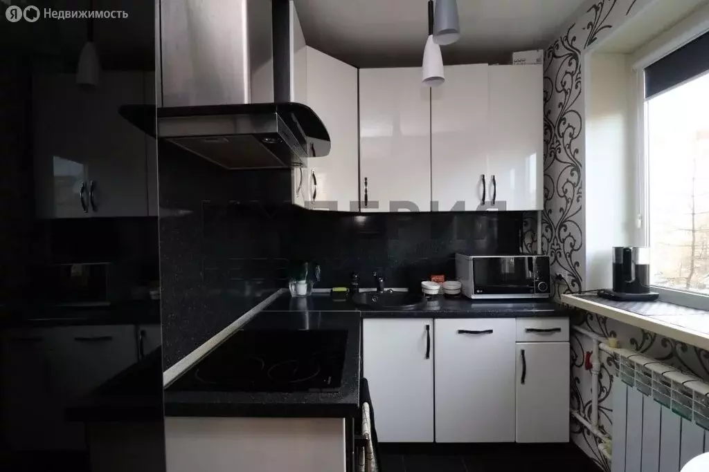 2-комнатная квартира: Магадан, Полярная улица, 9 (45.9 м) - Фото 1