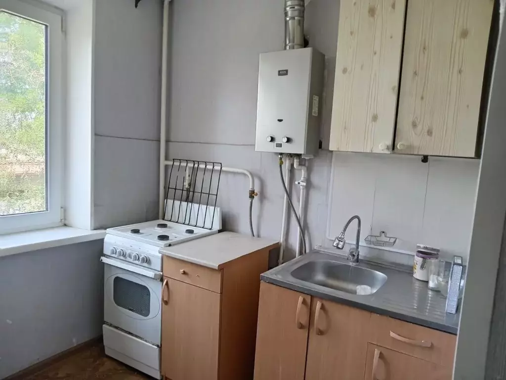 2-к кв. Краснодарский край, Армавир Новороссийская ул., 60 (45.0 м) - Фото 0