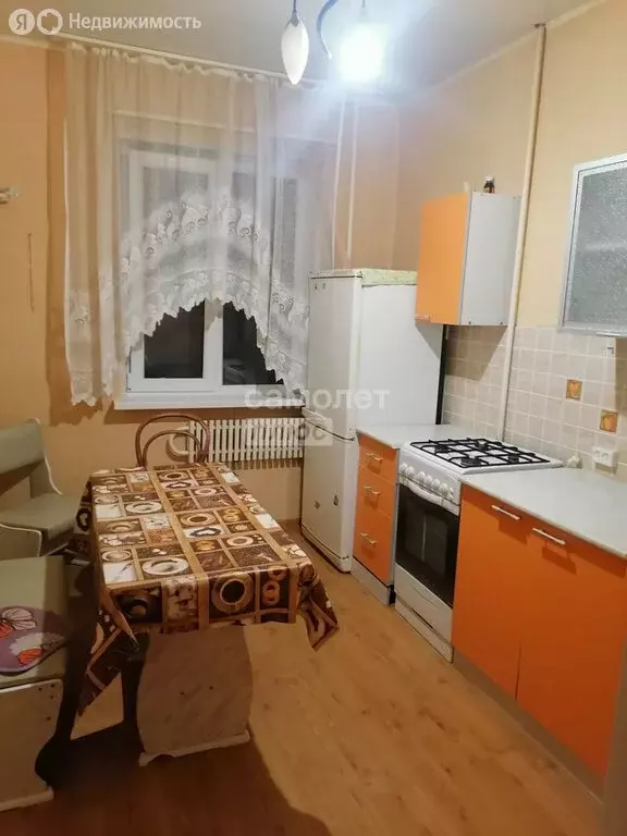 1-комнатная квартира: Астрахань, Жилая улица, 12к1 (43.4 м) - Фото 1