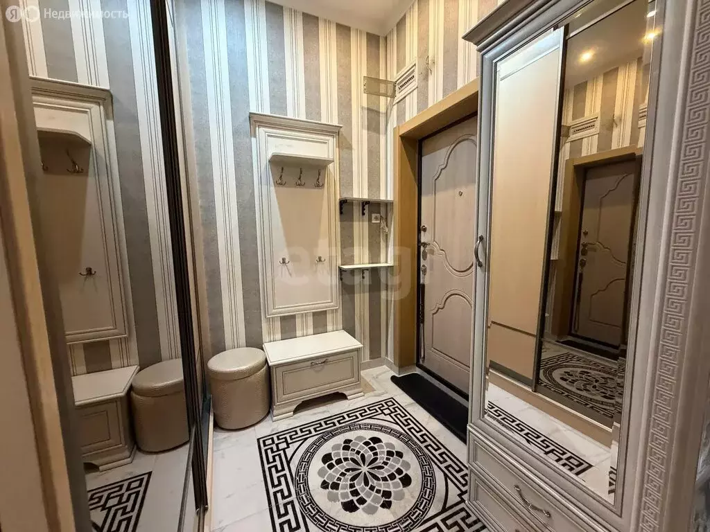 2-комнатная квартира: Раменское, улица Мира, 6 (67.9 м) - Фото 1