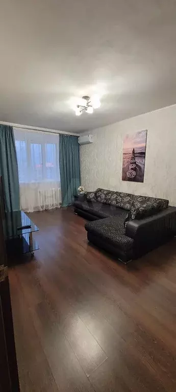 1-к. квартира, 40 м, 9/9 эт. - Фото 0