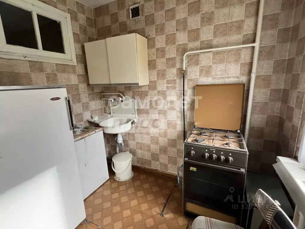 2-к кв. Челябинская область, Челябинск Российская ул., 17в (42.0 м) - Фото 1