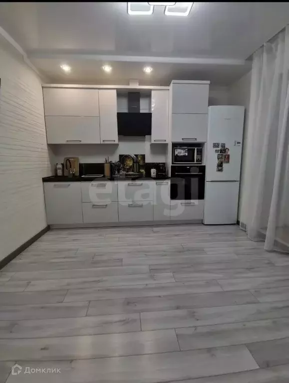 Продаётся 1-к квартира, 57.3 м - Фото 0