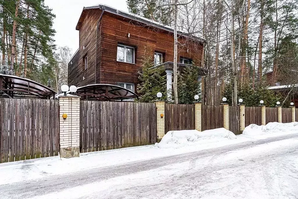 Дом в Московская область, Одинцовский городской округ, Романово-4 кп  ... - Фото 1