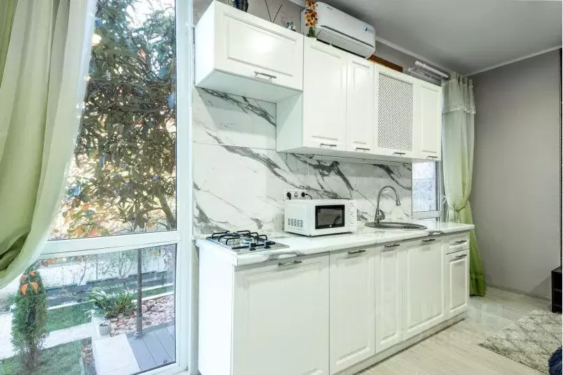Дом в Краснодарский край, Сочи Малый Ахун мкр, ул. Дорога на Большой ... - Фото 1