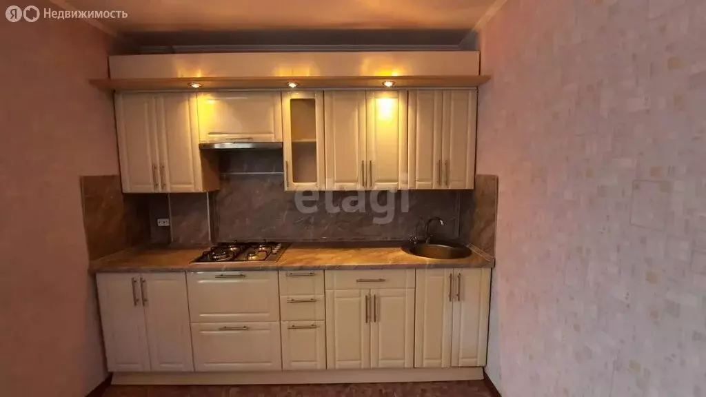 4-комнатная квартира: Верхняя Салда, улица Воронова, 20 (93.9 м) - Фото 1