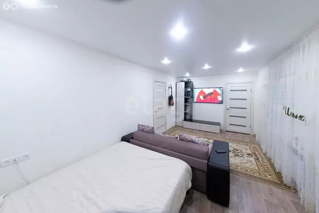 1-комнатная квартира: Альметьевск, улица Сулеймановой, 3 (34.4 м) - Фото 2