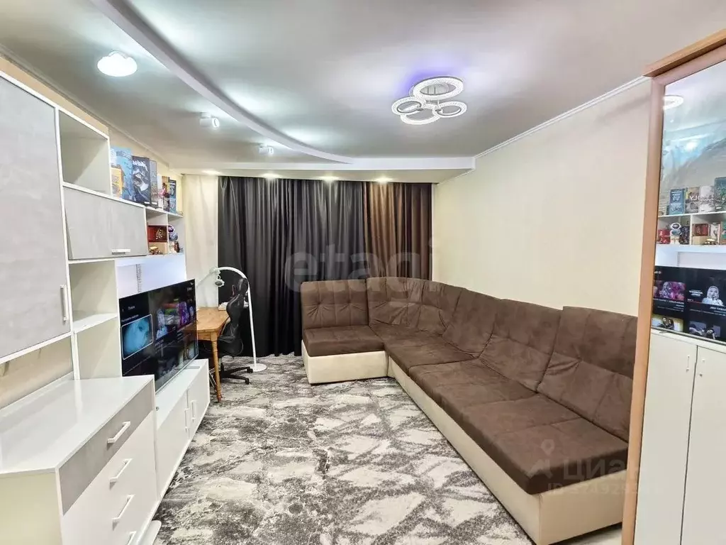 2-к кв. Краснодарский край, Ейск ул. Щорса (53.1 м) - Фото 1