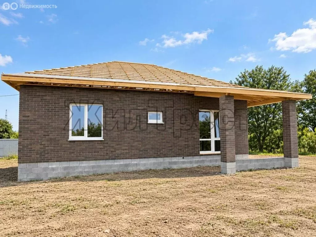 Дом в Белгородская область, Яковлевский муниципальный округ, село ... - Фото 2