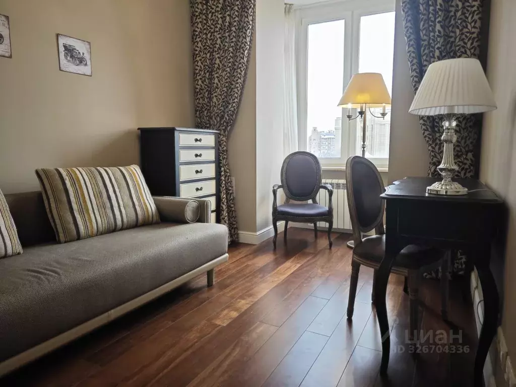 3-к кв. Москва Смоленская-Сенная пл., 23/25 (67.8 м) - Фото 1