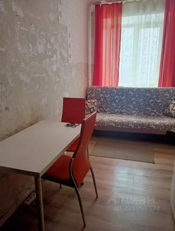 Комната Новосибирская область, Новосибирск ул. Блюхера, 24 (12.3 м) - Фото 1