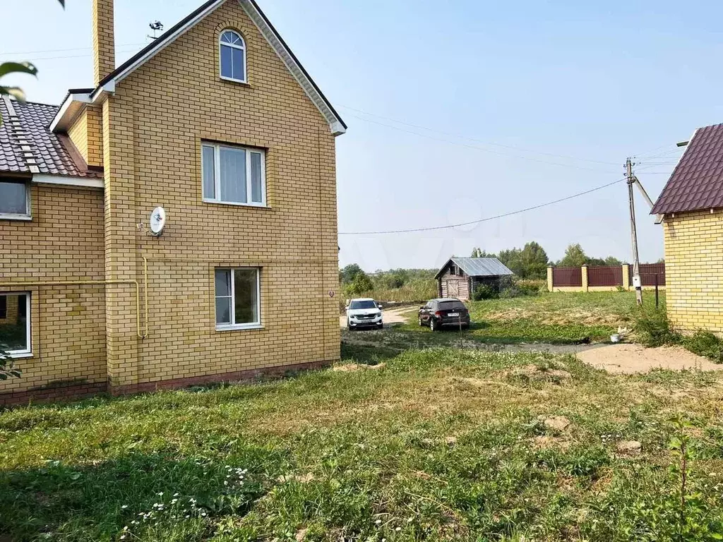 Таунхаус 300 м на участке 30 сот. - Фото 1