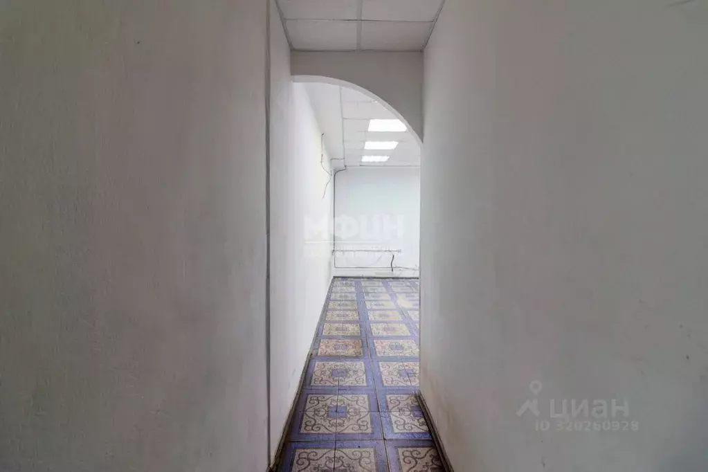 Помещение свободного назначения в Карелия, Петрозаводск ул. Лизы ... - Фото 0
