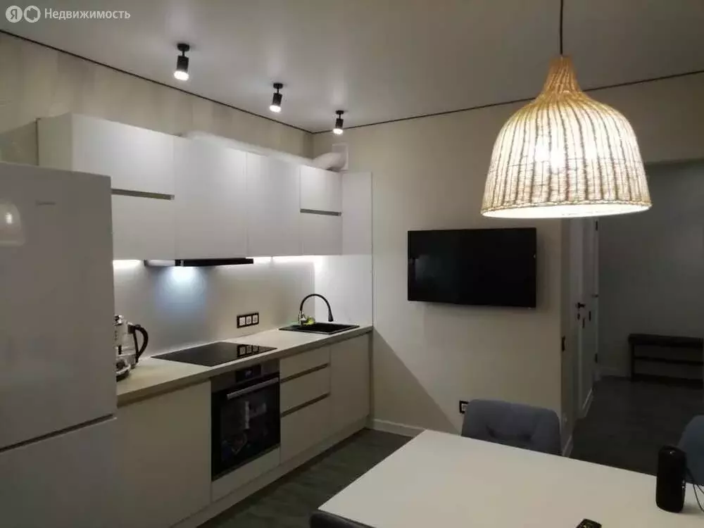 2-комнатная квартира: Анапа, улица Крылова, 17к2 (61 м) - Фото 1