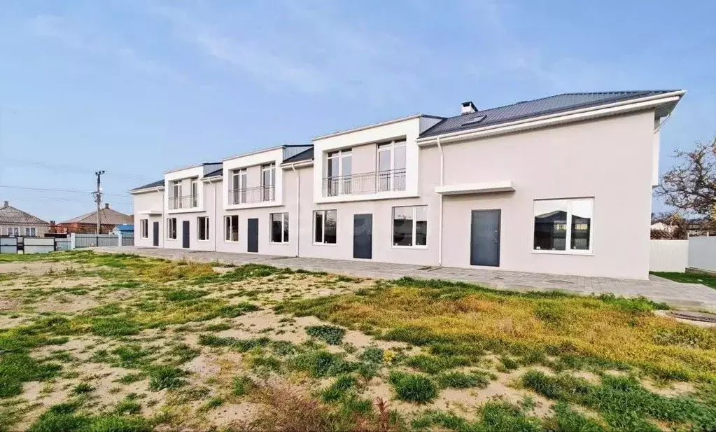 Таунхаус в Краснодарский край, Темрюкский район, Тамань ст-ца  (90 м) - Фото 2