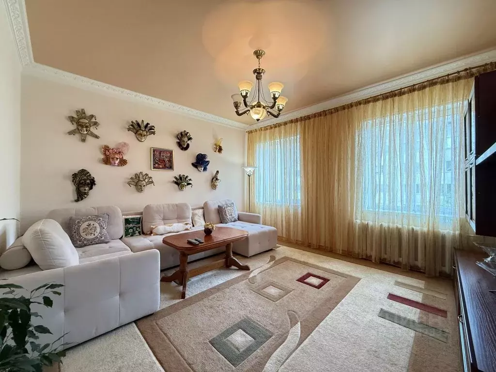 3-к кв. Кабардино-Балкария, Нальчик Кабардинская ул., 188 (64.0 м) - Фото 1