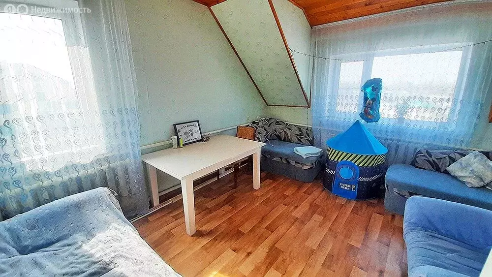 3-комнатная квартира: село Гальбштадт, улица Менделеева, 56 (72 м) - Фото 0