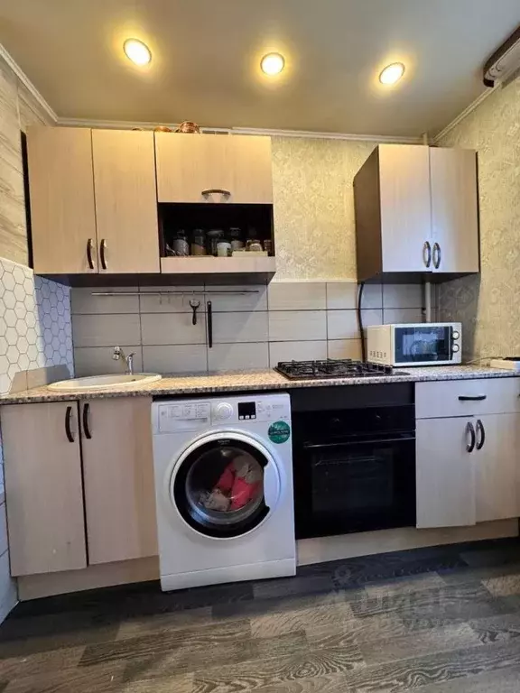 2-к кв. Омская область, Омск Заозерный мкр, ул. Глинки, 2 (45.2 м) - Фото 2