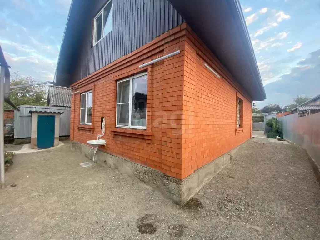 Дом в Адыгея, Майкоп городской округ, Гавердовский хут. ул. Пионерская ... - Фото 1