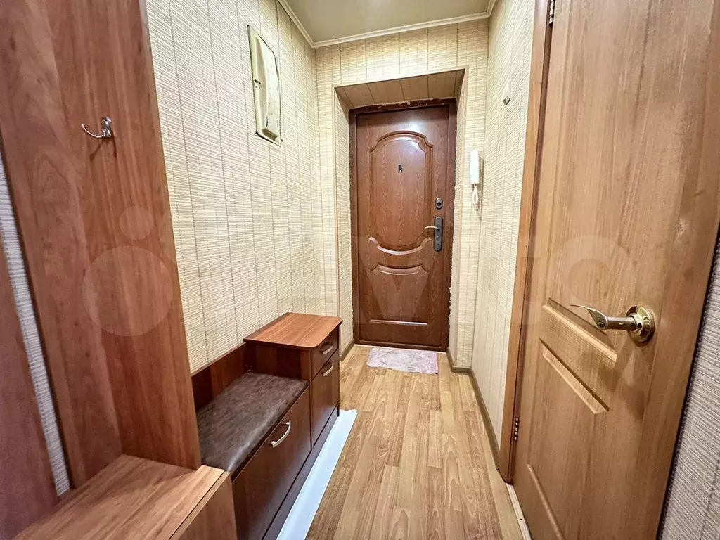 1-к. квартира, 31 м, 4/4 эт. - Фото 1
