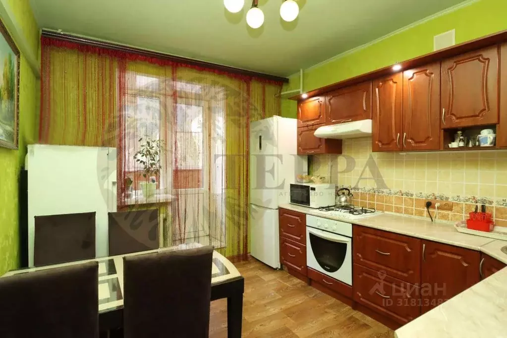 2-к кв. Воронежская область, Воронеж ул. Гаршина, 6 (63.8 м) - Фото 0
