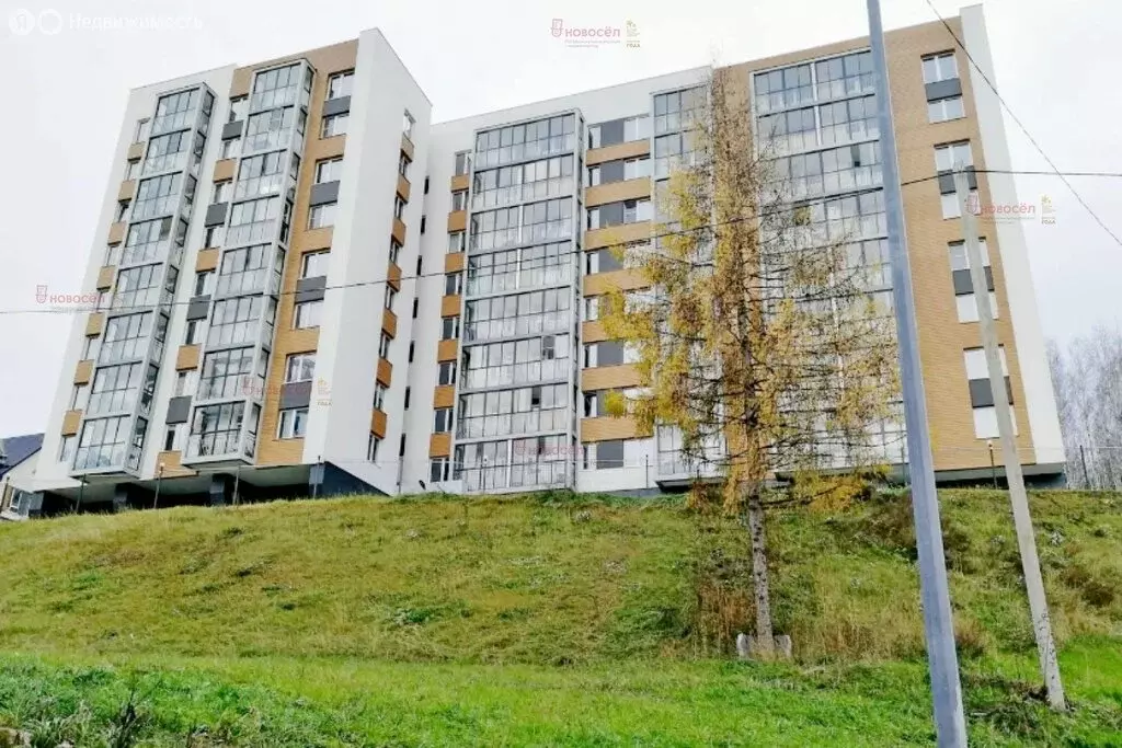1-комнатная квартира: Екатеринбург, улица Прониной, 27 (45 м) - Фото 1