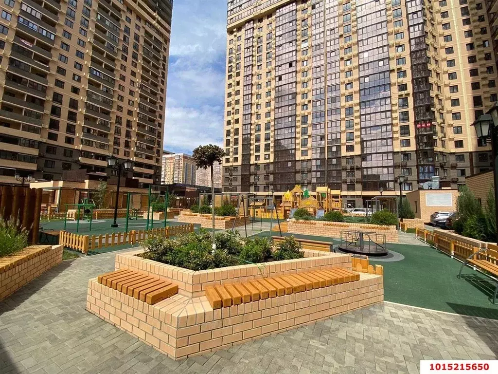 3-к кв. Краснодарский край, Краснодар Гаражная ул. (76.1 м) - Фото 1