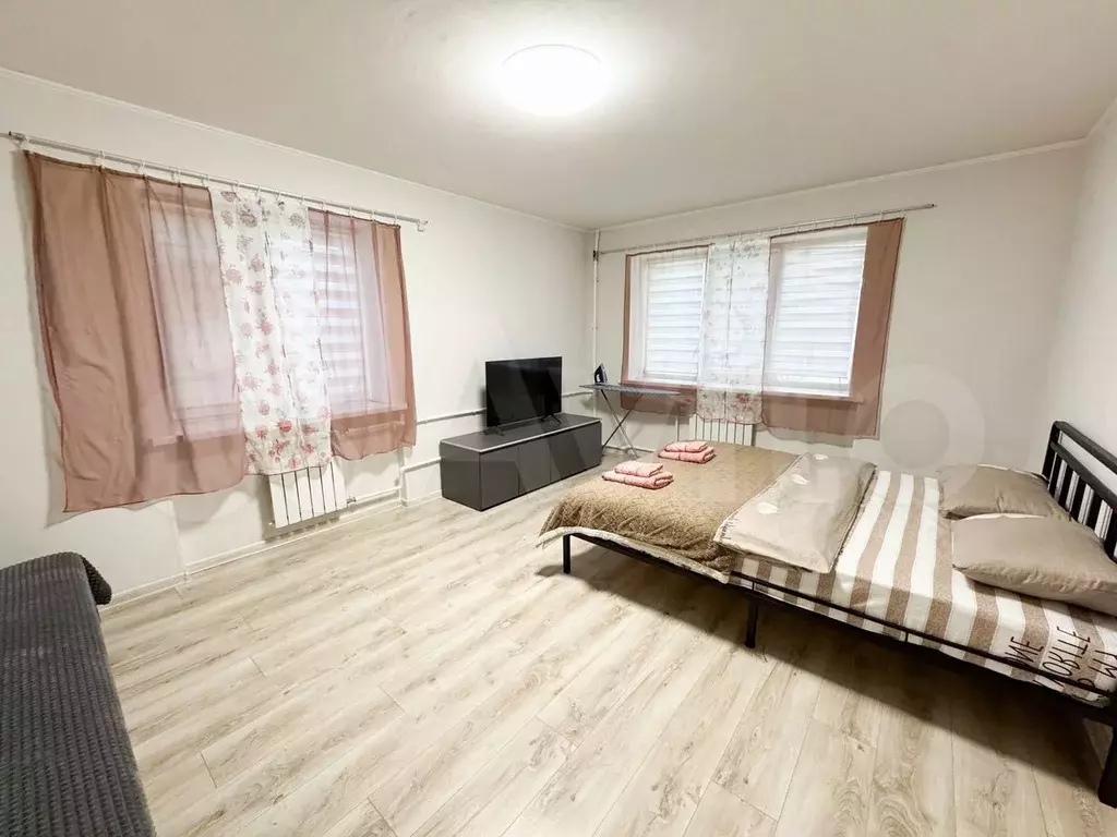 1-к. квартира, 43,5 м, 1/4 эт. - Фото 0