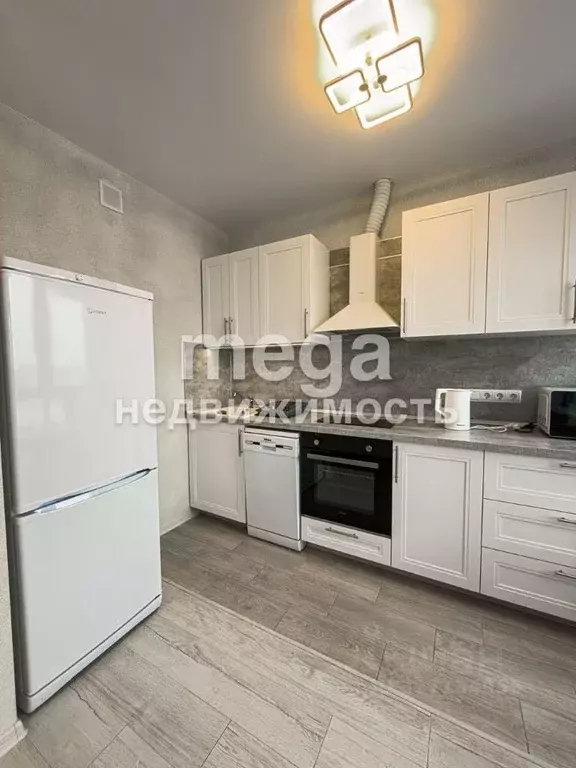 2-к кв. Башкортостан, Уфа Коммунистическая ул., 98/1 (34.5 м) - Фото 1